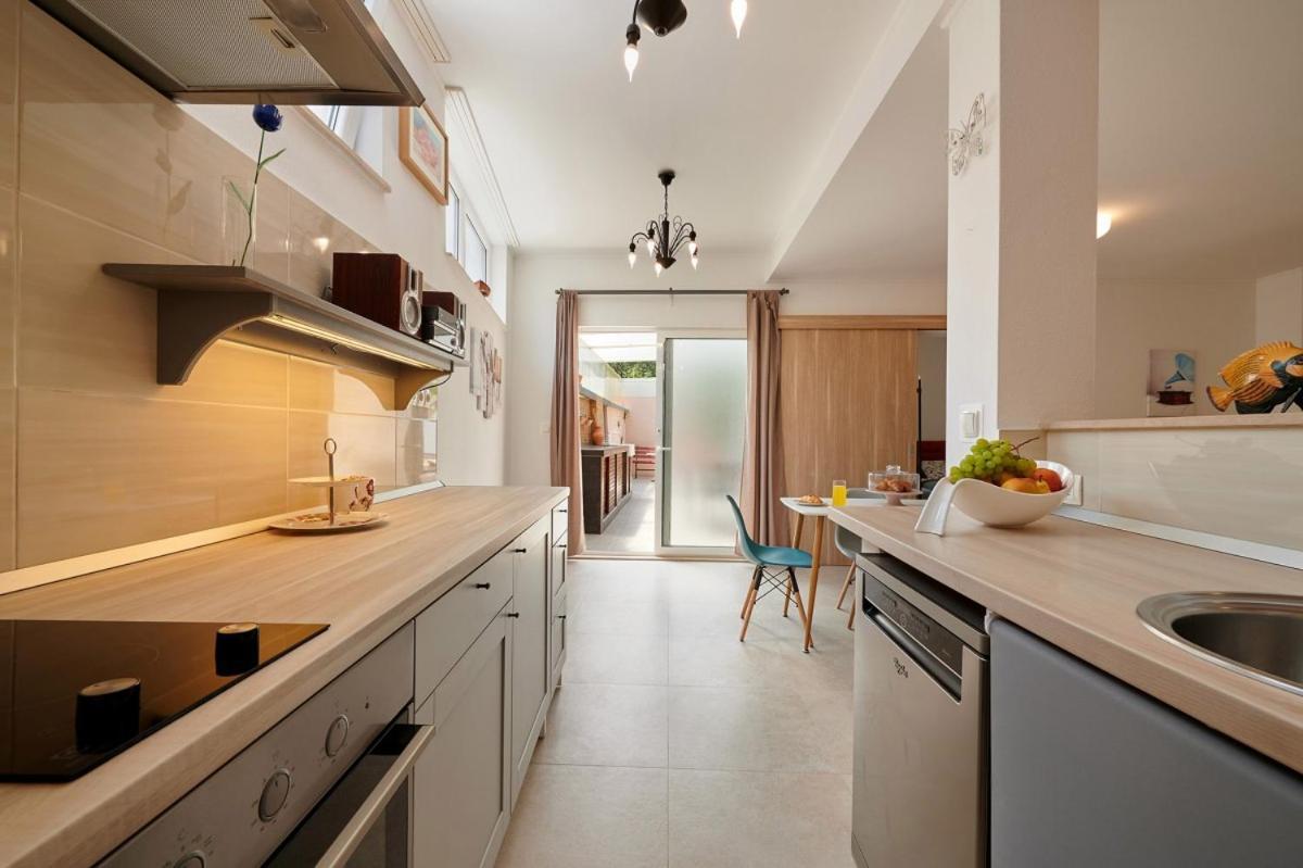 Villa Smuketa In Trogir Haus Fuer 4 Personen Extérieur photo