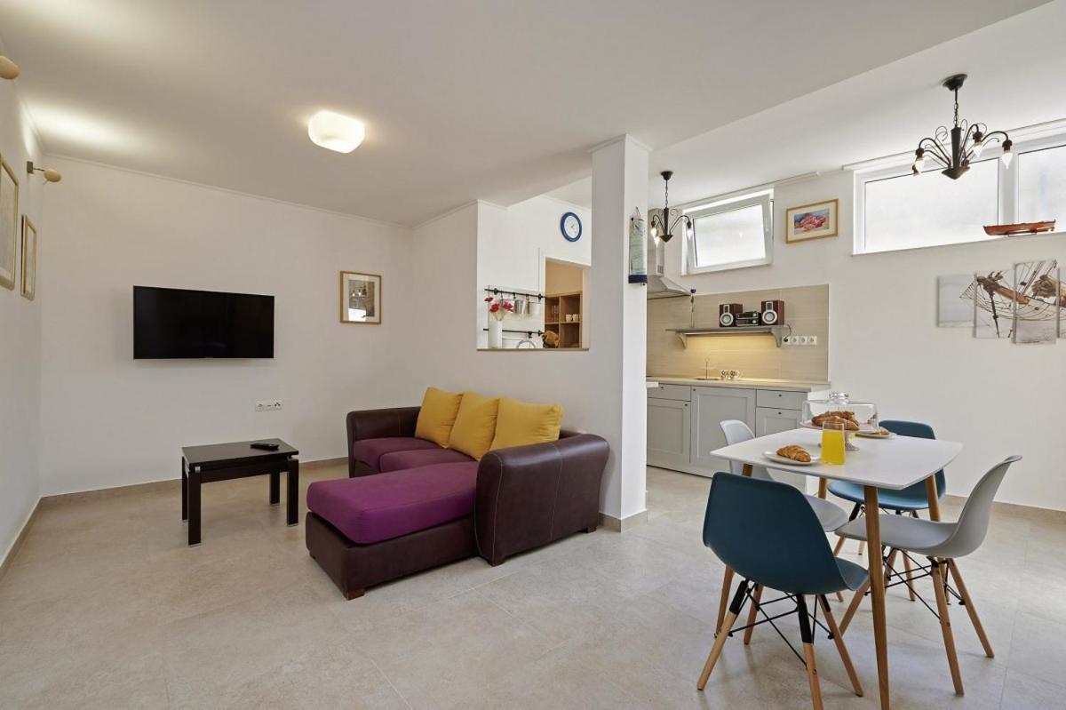 Villa Smuketa In Trogir Haus Fuer 4 Personen Extérieur photo