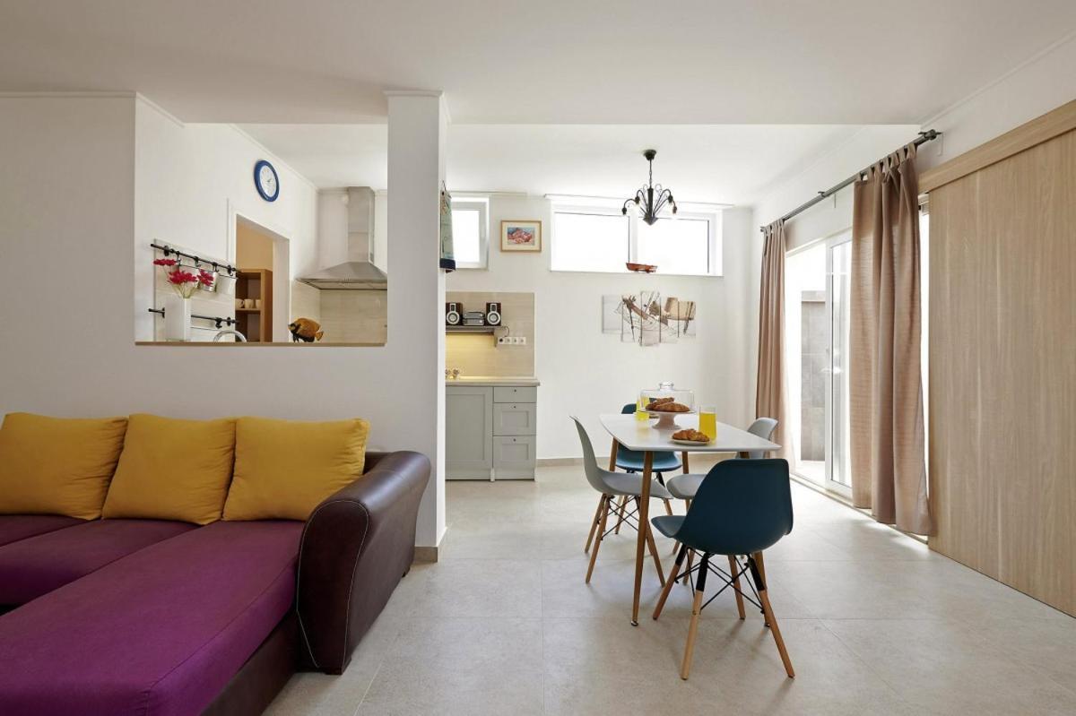 Villa Smuketa In Trogir Haus Fuer 4 Personen Extérieur photo