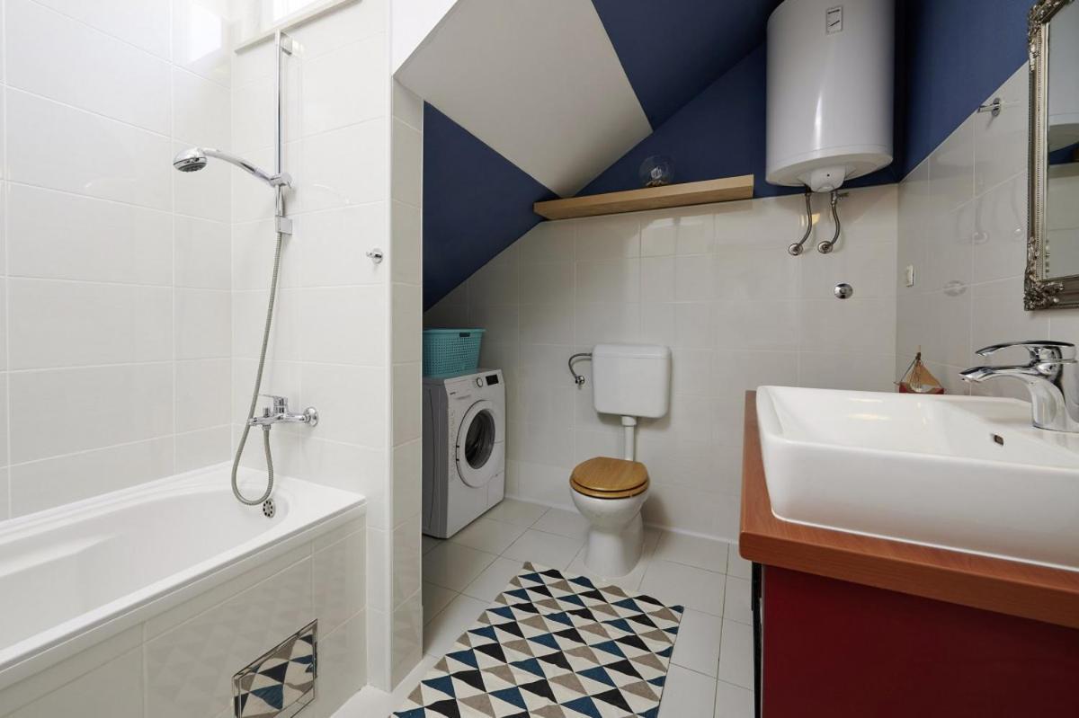 Villa Smuketa In Trogir Haus Fuer 4 Personen Extérieur photo
